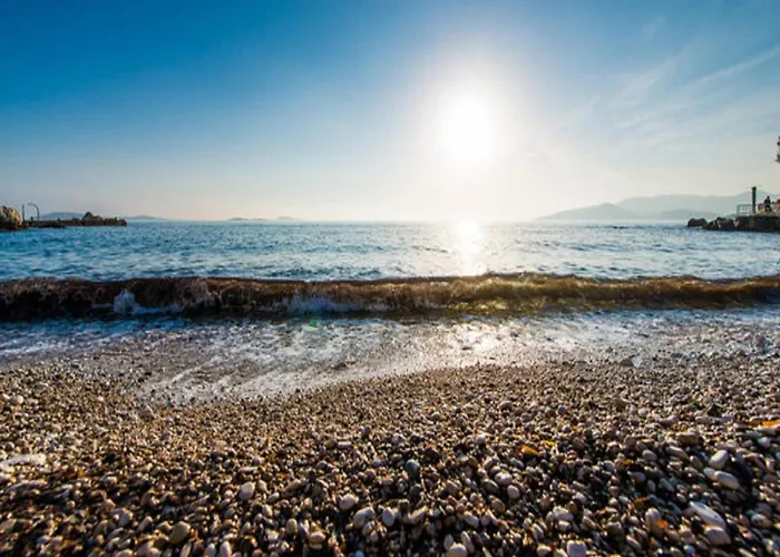 Samba - Two Bedroom With Balcony And Sea View 믈리니