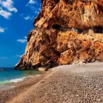 Samba - Two Bedroom With Balcony And Sea View Apartment Mlini