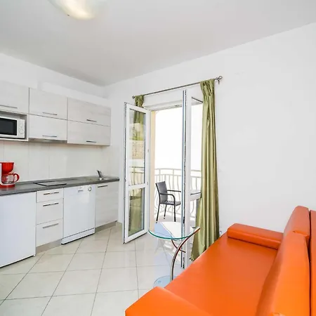 Apartment Samba - Two Bedroom With Balcony And Sea View *