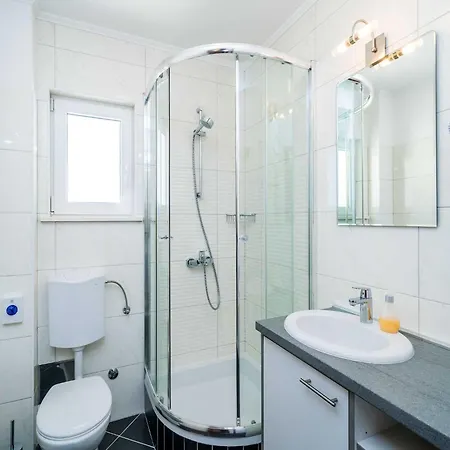 Samba - Two Bedroom With Balcony And Sea View Daire *