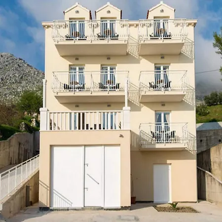 Apartment Samba - Two Bedroom With Balcony And Sea View *