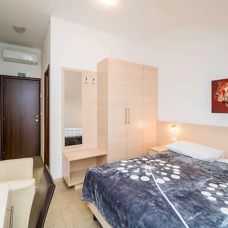 Samba - Two Bedroom With Balcony And Sea View * Mlini