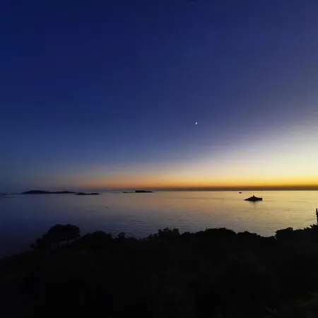 Samba - Two Bedroom With Balcony And Sea View Διαμέρισμα
