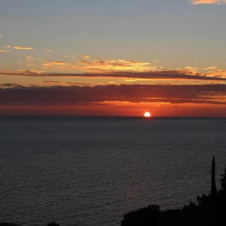 Samba - Two Bedroom With Balcony And Sea View *