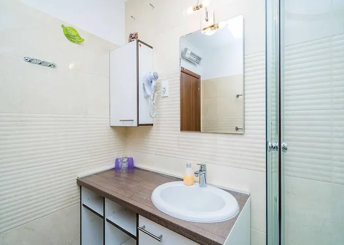 Apartament Samba - Two Bedroom With Balcony And Sea View *